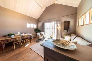 Cabin, 1 Bedroom, Balcony, Garden View | Dining room - Guest House Villa Nyman 4,5 km Outside Jakobstad (Pedersore)