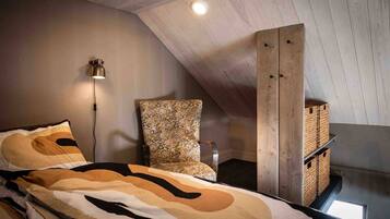 Stuga - 1 sovrum - balkong - utsikt mot trÀdgÄrden | 1 sovrum