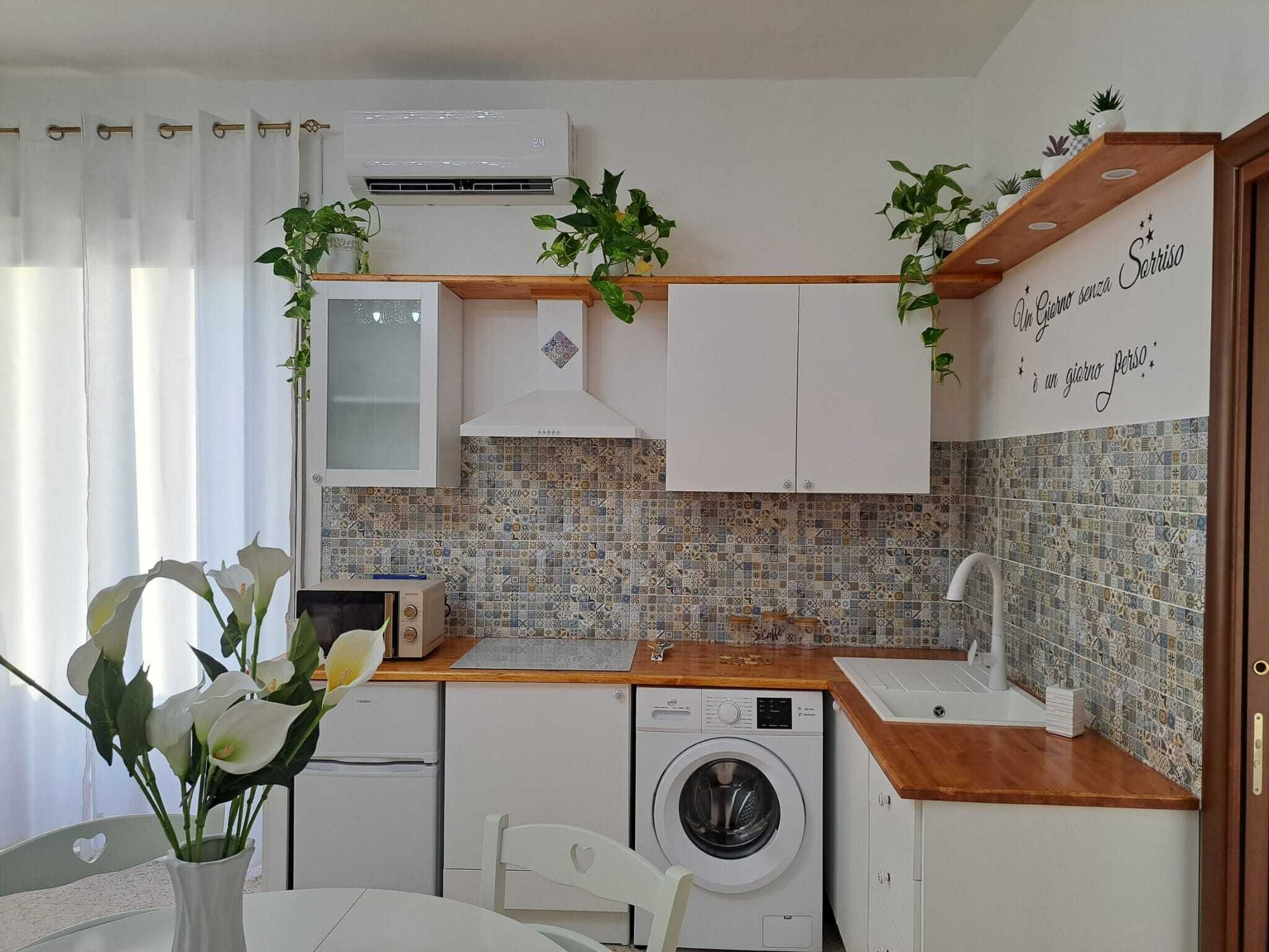 Réfrigérateur, micro-ondes, cafetière/bouilloire