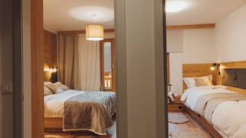 In-room safe, blackout drapes, soundproofing, free WiFi