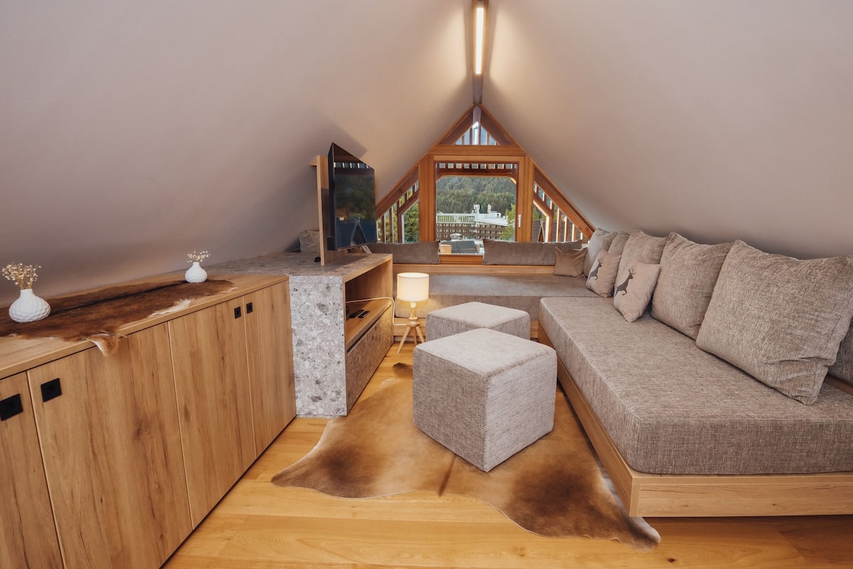 Superior Apartment, 2 Bedrooms | In-room safe, blackout curtains, soundproofing, free WiFi