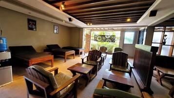 Sauna, baño turco, masajes con piedras calientes