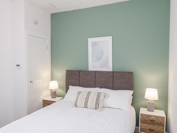 1 bedroom, individually decorated, individually furnished, free WiFi