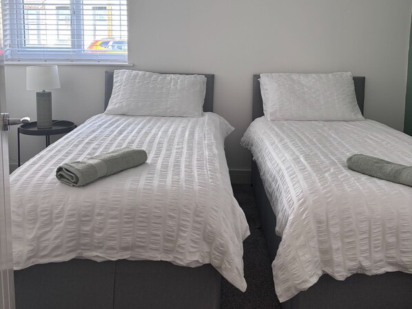 Cottage | 2 bedrooms, individually decorated, individually furnished, free WiFi