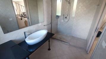 Villa, 3 Schlafzimmer, Raucher, eigener Pool | Badezimmer