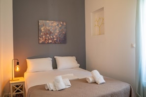 2 bedrooms - Eclectic Urban Nest in Heraklion (Heraklion)