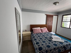 5 bedrooms, WiFi, bed sheets - Family Home in San Sebastian (Praia de Barequecaba São Sebastião)