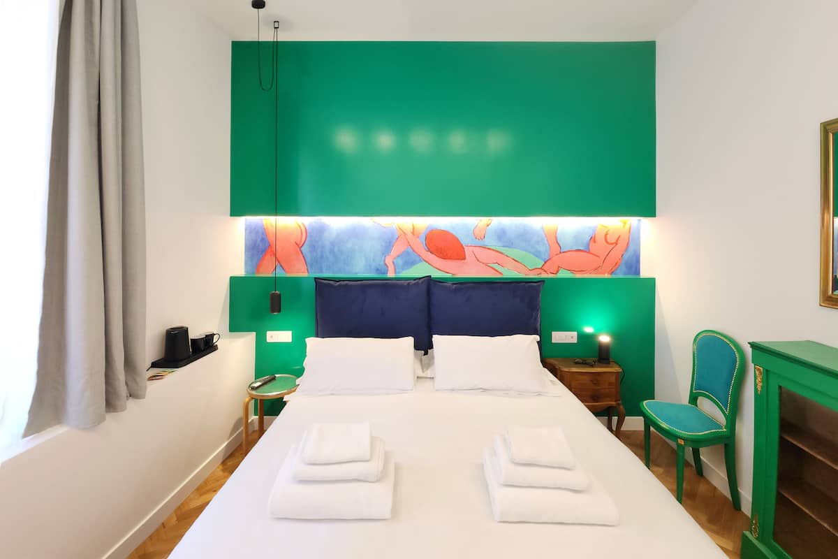 Superior Double Room, City View (Danza) | Gebar bulu kapas, item bar mini percuma, peti besi dalam bilik