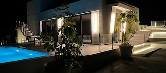 Luxury Villa in Sotogrande & Polo Experience