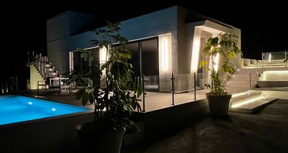 Luxury Villa in Sotogrande & Polo Experience