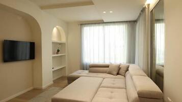 TV connectée de 40 pouces avec chaßnes par cùble