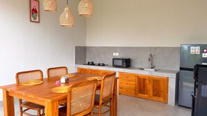 Luxury Villa, 2 Bedrooms, Kitchenette, Pool View | Private kitchenette | Fridge, microwave