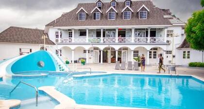 Ocho Rios Retreat