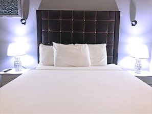 1 bedroom, in-room safe, iron/ironing board, free WiFi