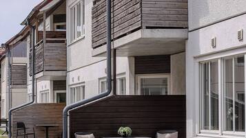 Family Studio, Courtyard View | Teres/patio