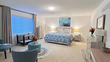 4 bedrooms, iron/ironing board, free WiFi, bed sheets