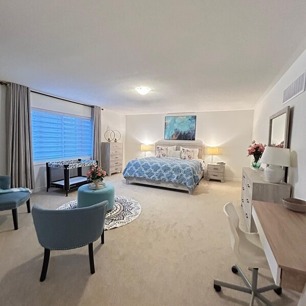 4 bedrooms, iron/ironing board, free WiFi, bed sheets