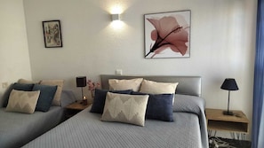 3 bedrooms, iron/ironing board, free WiFi, bed sheets - Spacious apartment in Oropesa de Mar, La Concha beach (Orpesa)