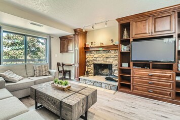 Welcome to your Perfect Mountain Retreat!