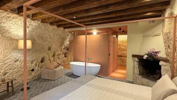 Deluxe Room, Mountain View | Premium bedding, pillowtop beds, individually furnished, free WiFi