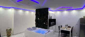 Golden seconds: luxury and relaxation with private Jacuzzi and massage chair