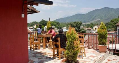 Accommodation in Antigua Guatemala! for travelers, couples or families(pet friendly)