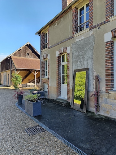 Gîte L'instant Ressource in the heart of Puisaye-Forterre