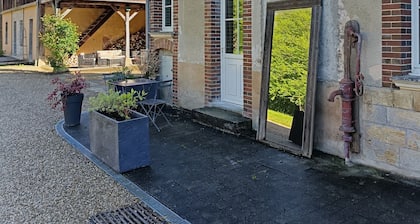 Gîte L'instant Ressource in the heart of Puisaye-Forterre