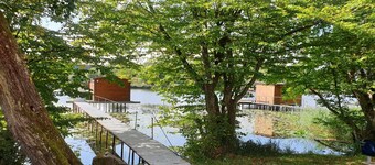 Attractive 3-room apartment with private terrace.