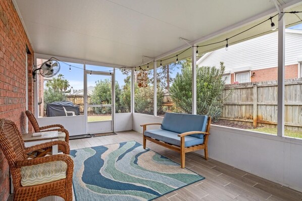 Maison, plusieurs lits (Seaside Solace) | Terrasse/Patio