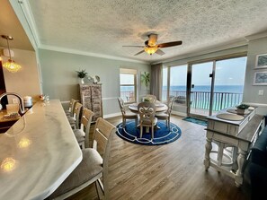 콘도, 침대(여러 개) (Hidden Dunes 1605) | 다이닝