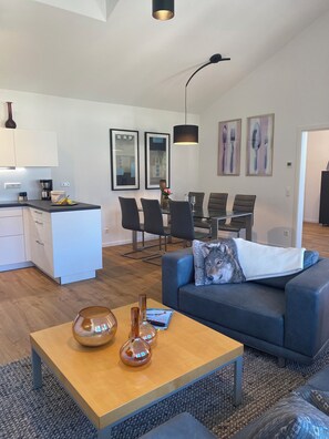 スマートテレビ、書庫