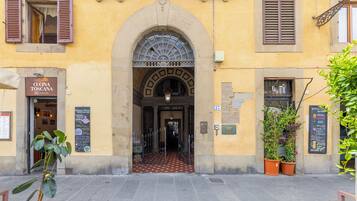 EntrĂ©e de lâhĂ©bergement