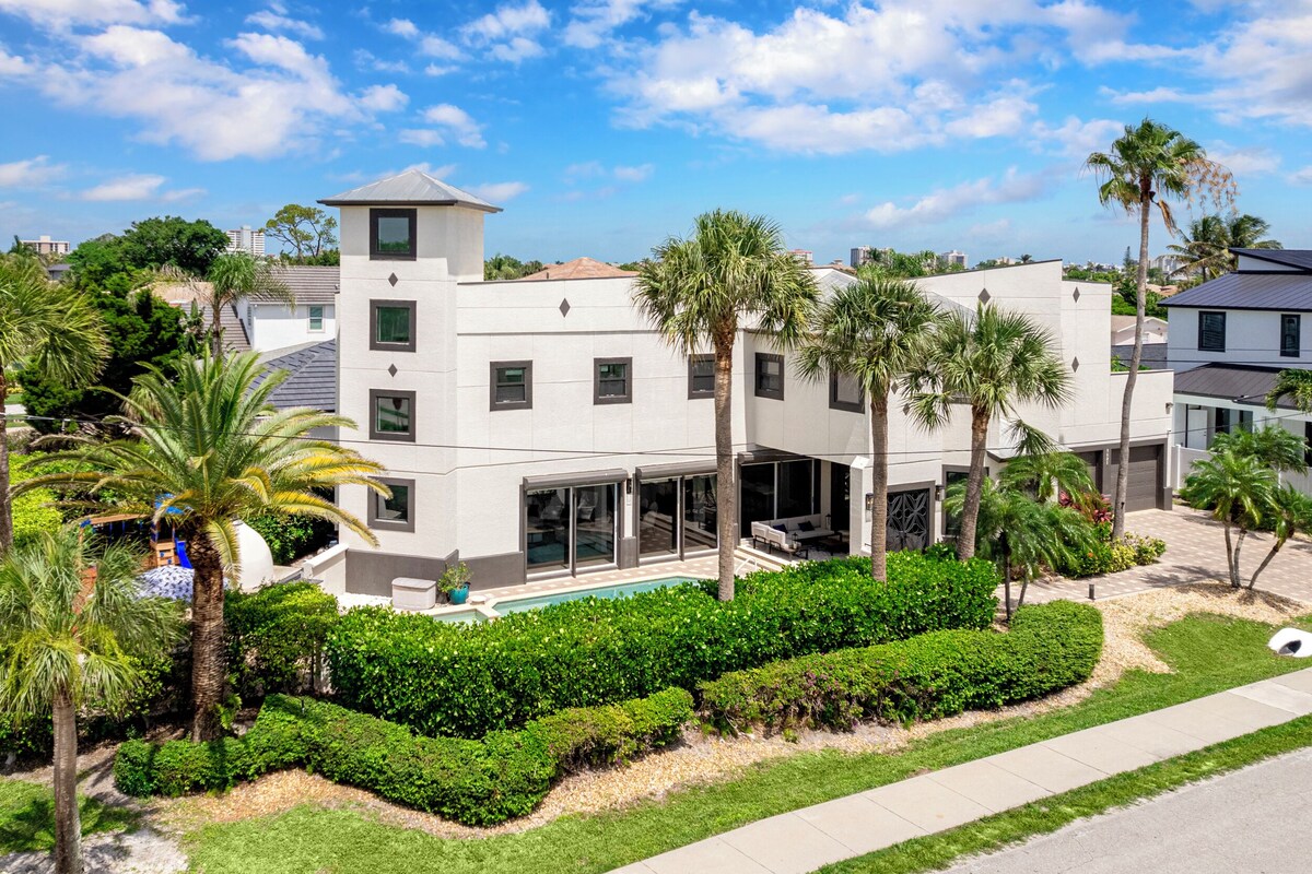 Photo 76 of Naples Amore - Heated Pool/Spa, Pizza Oven, Playground, EV Charger, Grill, 5BR