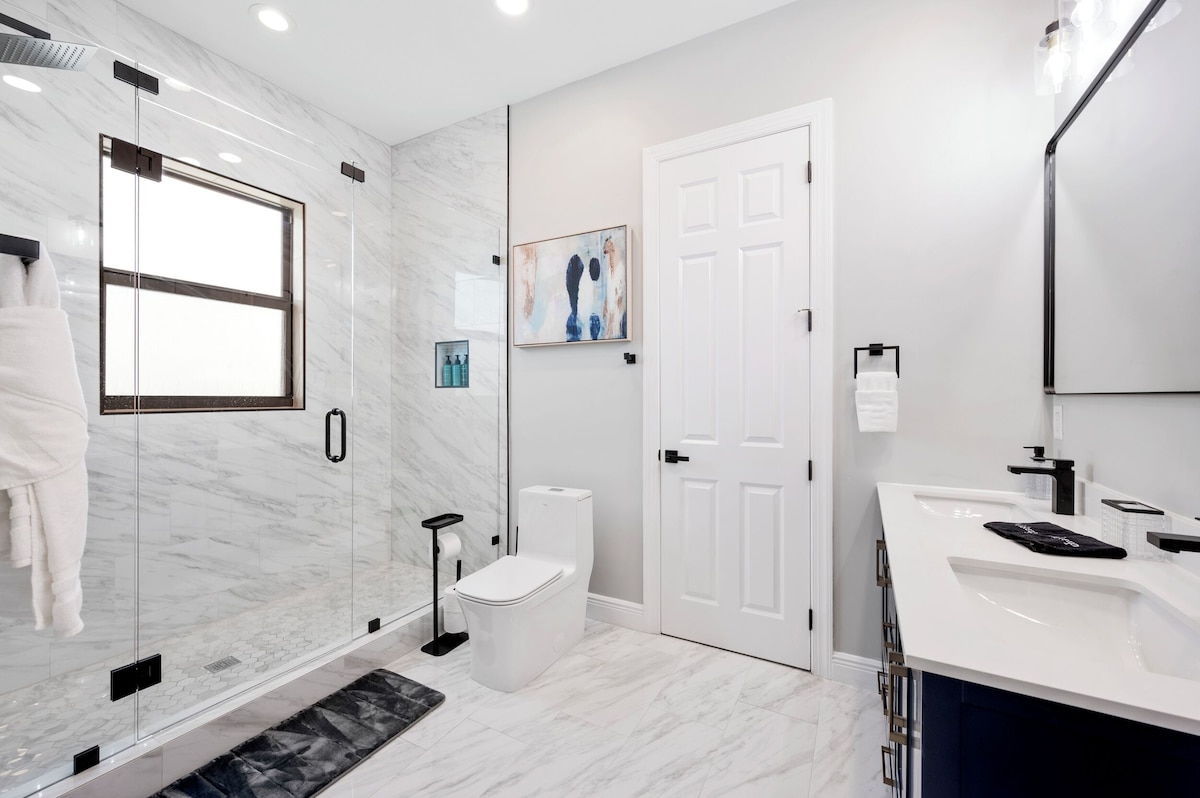 Photo 57 of Naples Amore - Heated Pool/Spa, Pizza Oven, Playground, EV Charger, Grill, 5BR