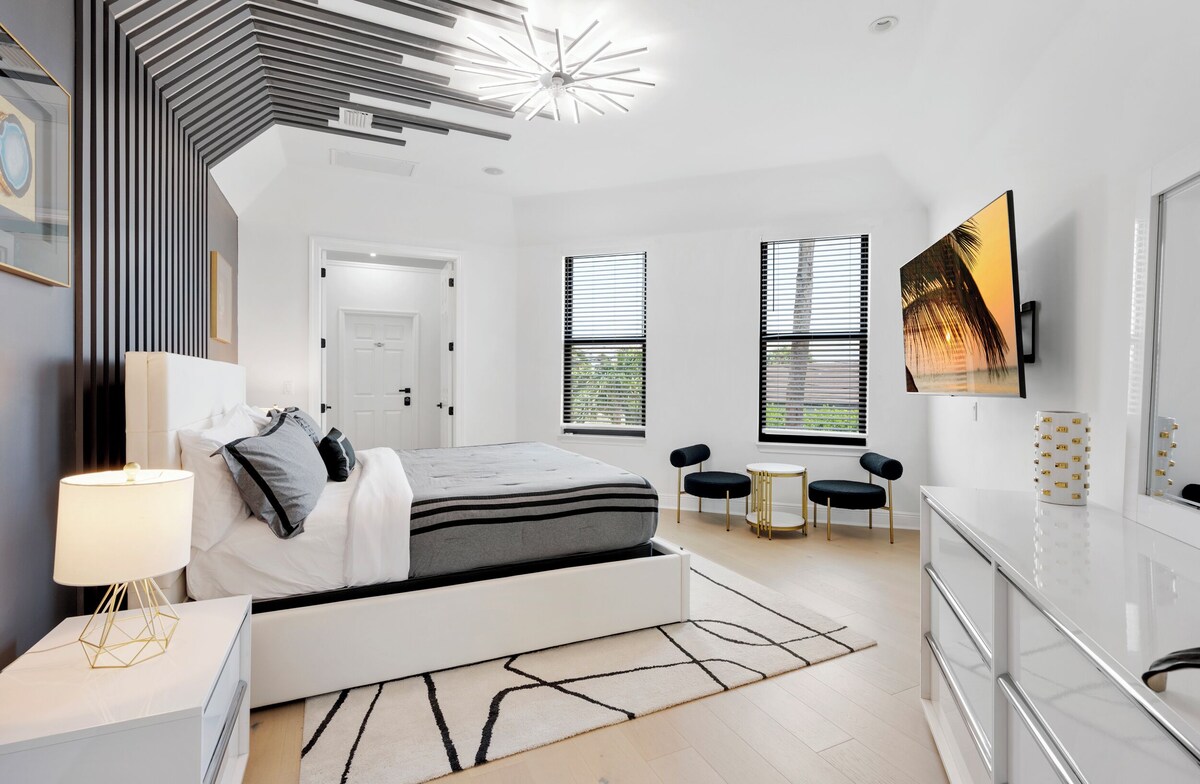 Photo 9 of Naples Amore - Heated Pool/Spa, Pizza Oven, Playground, EV Charger, Grill, 5BR