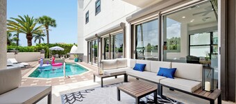 Naples Amore - Heated Pool/Spa, Pizza Oven, Playground, EV Charger, Grill, 5BR
