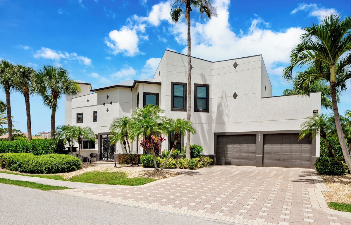 Photo 17 of Naples Amore - Heated Pool/Spa, Pizza Oven, Playground, EV Charger, Grill, 5BR