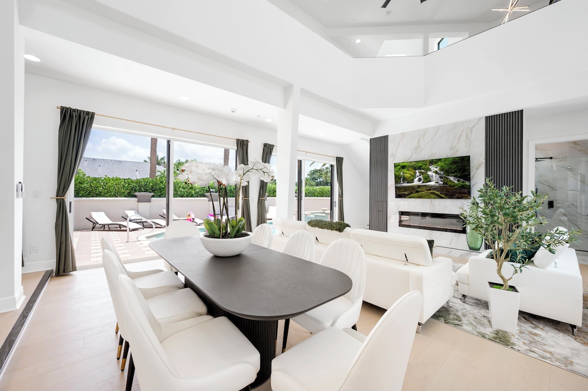 Photo 6 of Naples Amore - Heated Pool/Spa, Pizza Oven, Playground, EV Charger, Grill, 5BR
