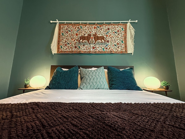 2 quartos, ferros/tábuas de passar roupa, Wi-Fi, roupa de cama