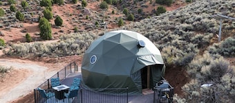 Dome 7
Glamping near Bear Lake