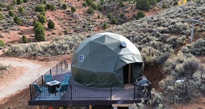 Eastward in Eden.
Glamping near Bear Lake