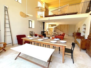 Ruokailu