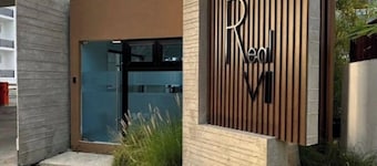 Safe & Charming private 3-bedroom condo with pool, WiFi, fitness room