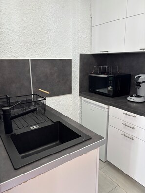 Private kitchen - air-conditioned studio for 4 near the beach (Argelès-sur-Mer)