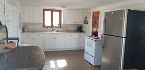 Microwave, oven