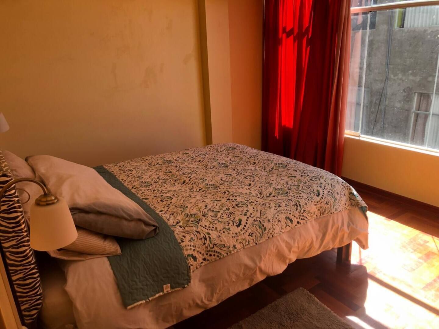 2 makuuhuonetta, Wi-Fi, vuodevaatteet