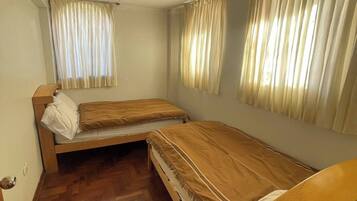 5 habitaciones y wifi gratis