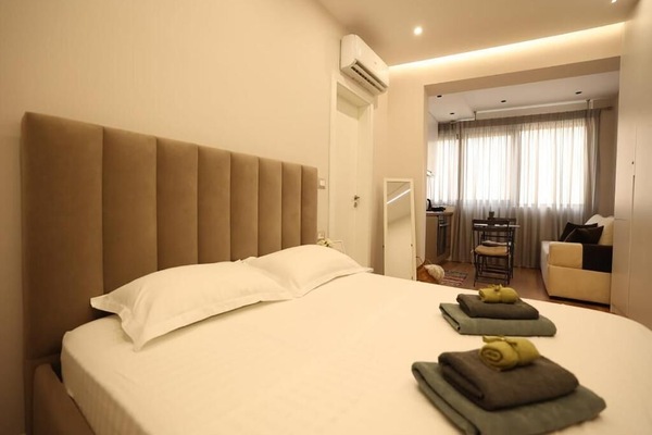 Standard Studio | Soundproofing, iron/ironing board, free WiFi, bed sheets