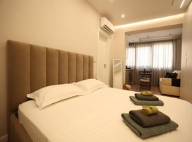 Estudio estándar | Sistema de insonorización, tabla de planchar con plancha, wifi gratis